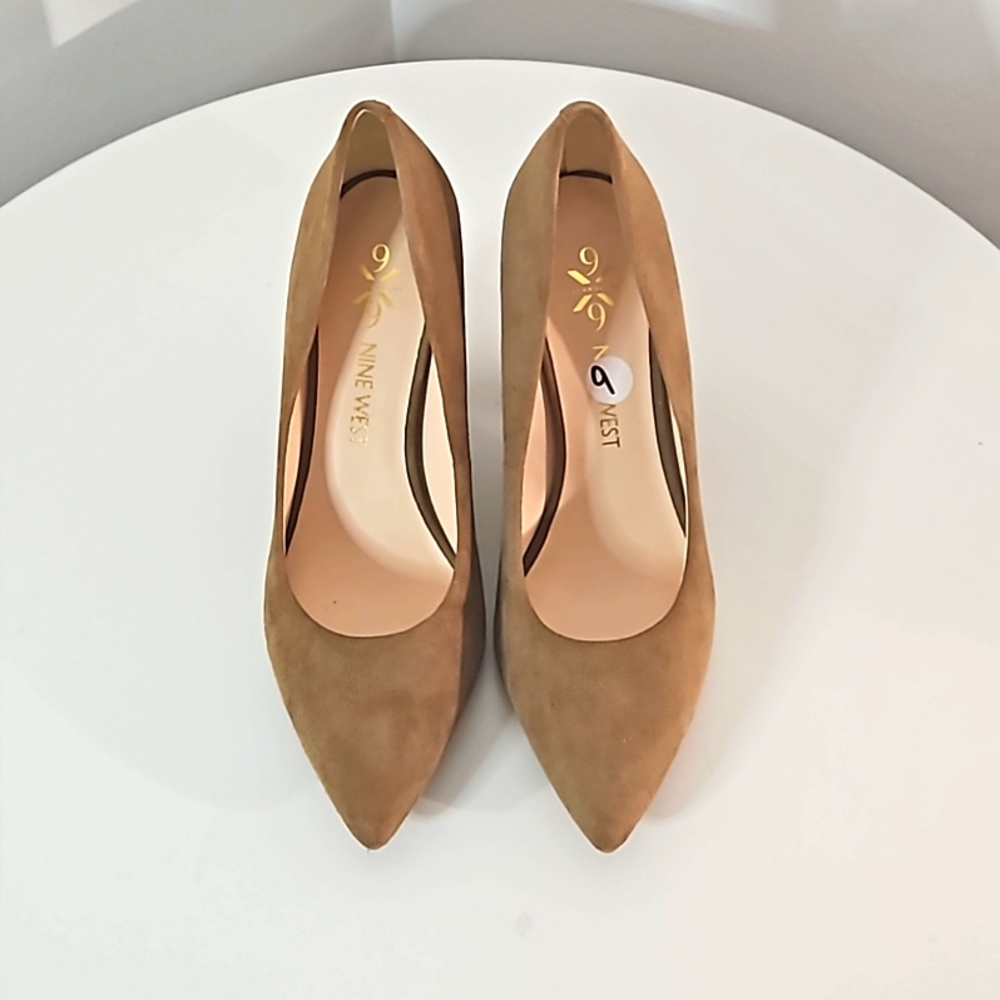 Nine West Suede Pump Size 9